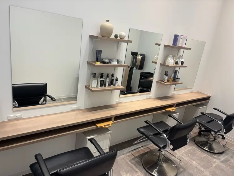 Rr SALON心斎橋の内観・外観1