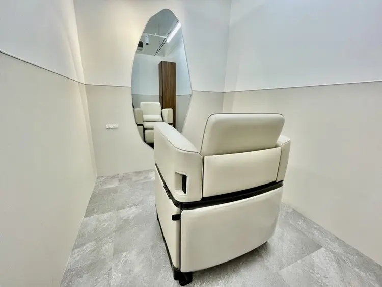 ノンダメージサロン　大宮店の内観・外観1