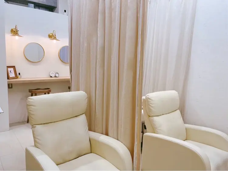 eyelash eyebrow by La Blancheの内観・外観1