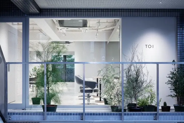 TOIの内観・外観2