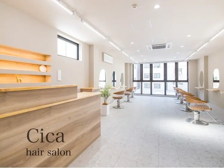 髪質改善＆ハイトーンカラー Cica神戸三宮元町店の内観・外観1