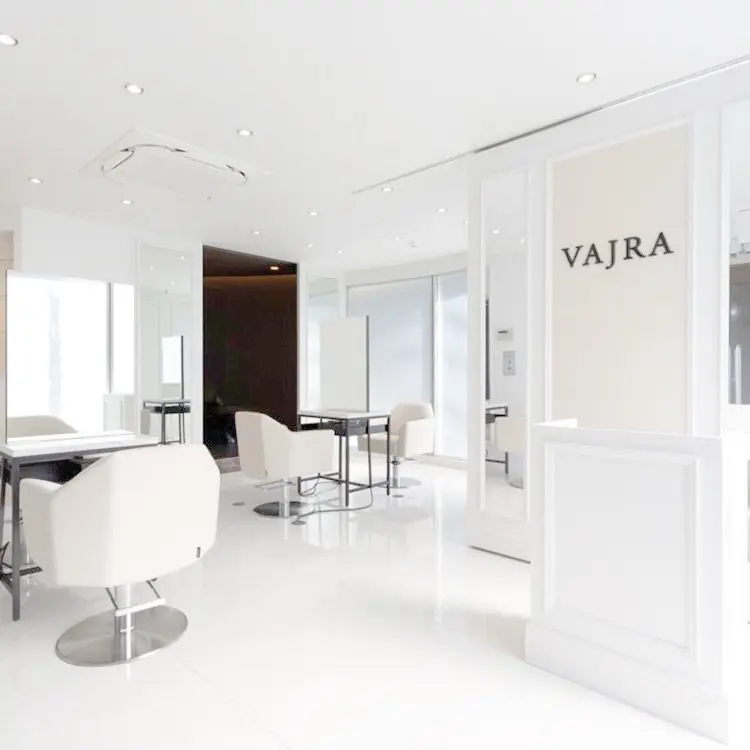 hair&make salon vajra（バサラ）の内観・外観2