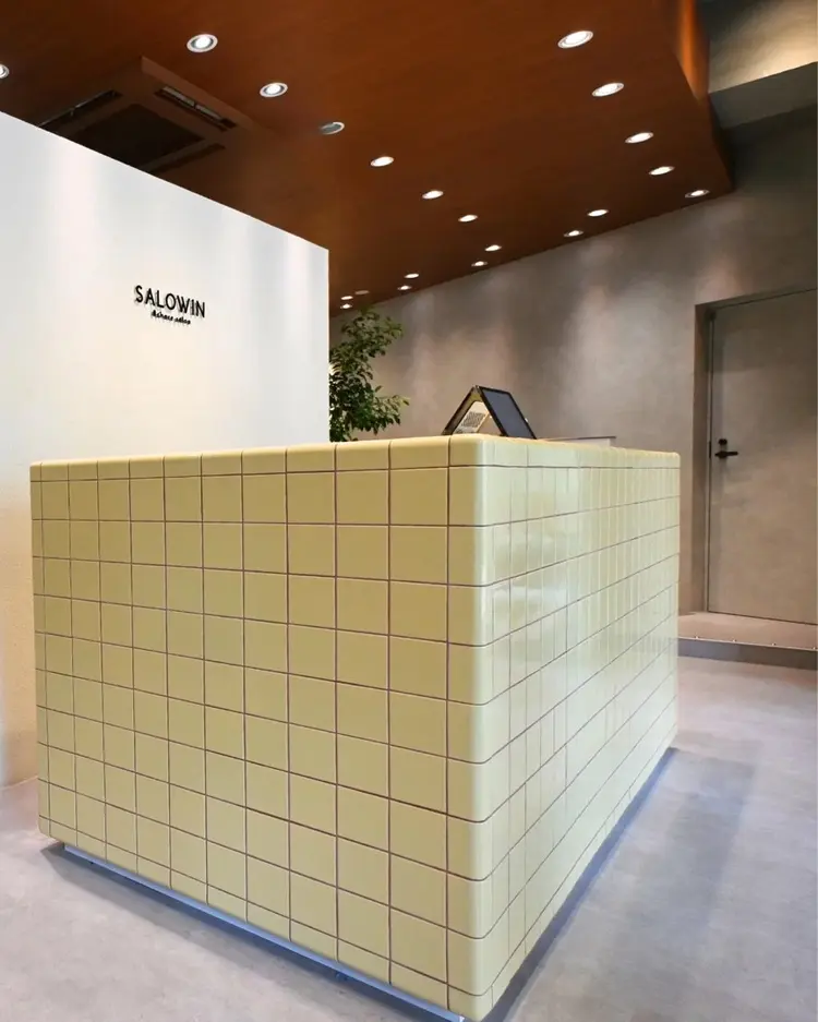 SALOWIN渋谷caldo店B1の内観・外観1