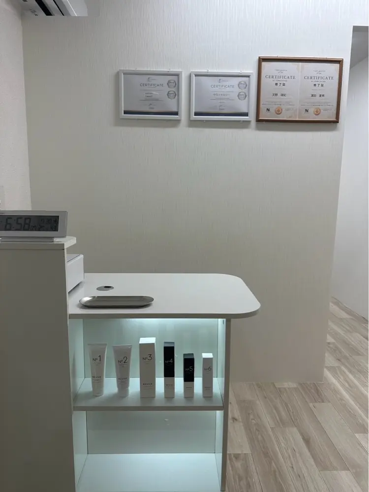 salon　merci　(メルシー)鳳支店の内観・外観1