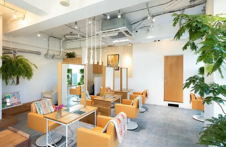 GROW middleの内観・外観1