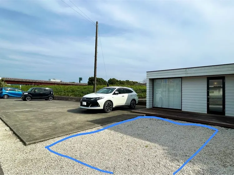 𝐩𝐫𝐢𝐯𝐚𝐭𝐞 𝐬𝐚𝐥𝐨𝐧 𝟏𝟐.𝐄𝐘𝐄の内観・外観3