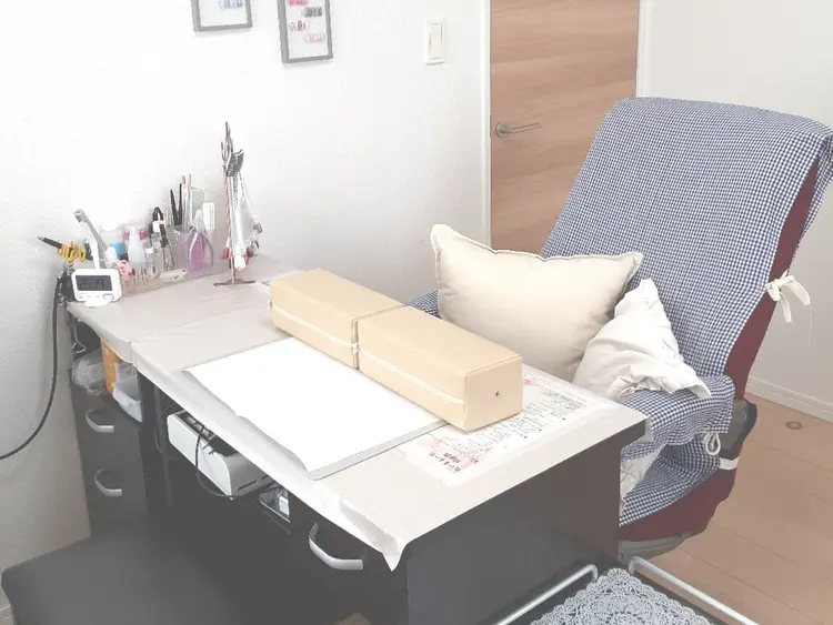 ねいるるーむの内観・外観1