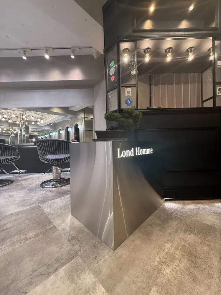 Lond Homme men's salon 池袋の内観・外観2