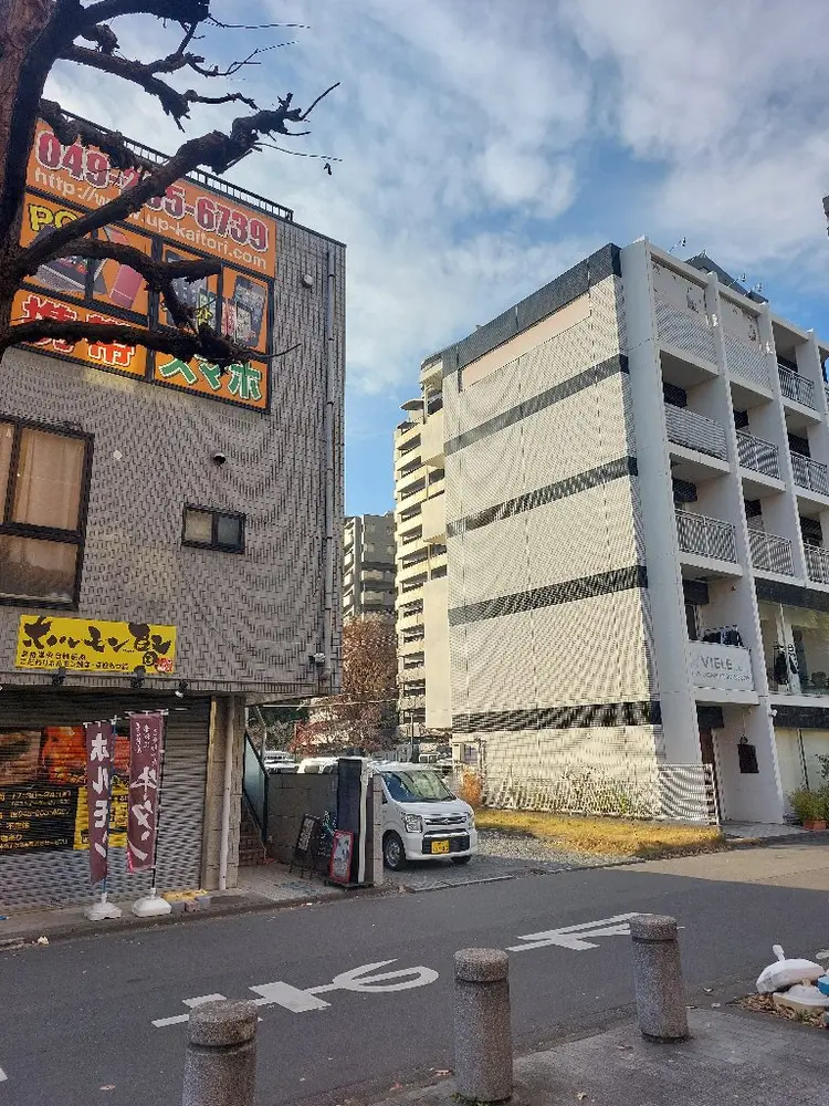 Nail salon Diamond Honeyの内観・外観2