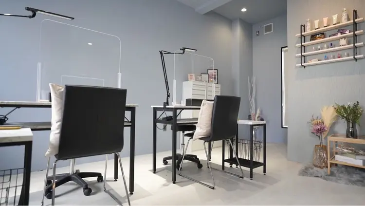 Nail&Eyelash Gemiesの内観・外観2
