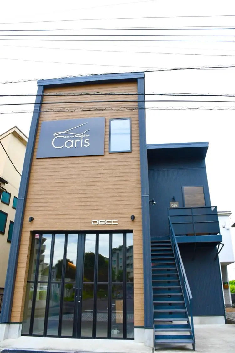 Caris横浜店の内観・外観1