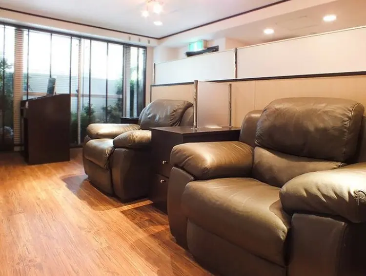 ネイルサロンBIENEの内観・外観1