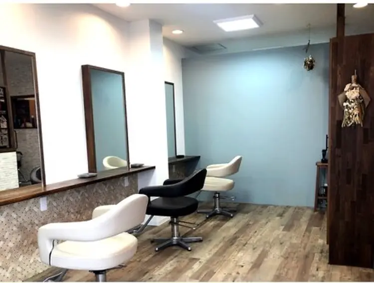 ヘアーサロン feelの内観・外観1