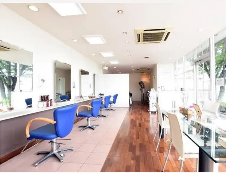 ATTRICE田富店の内観・外観1