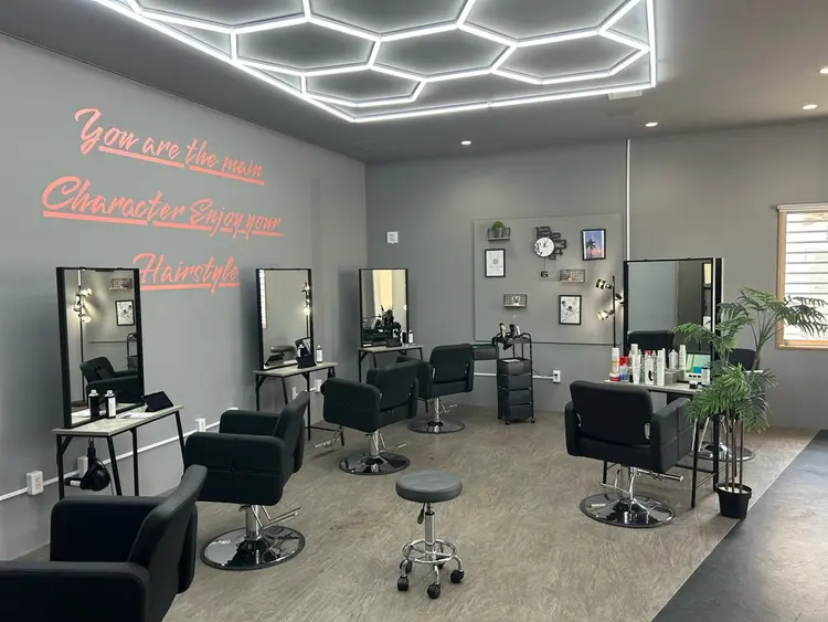 Vimヘアー泡瀬店の内観・外観2