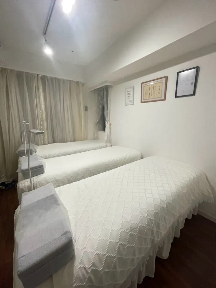 The Nailの内観・外観1