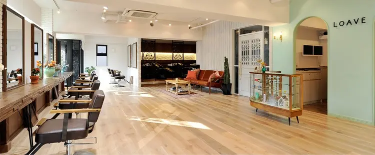 LOAVEの内観・外観1