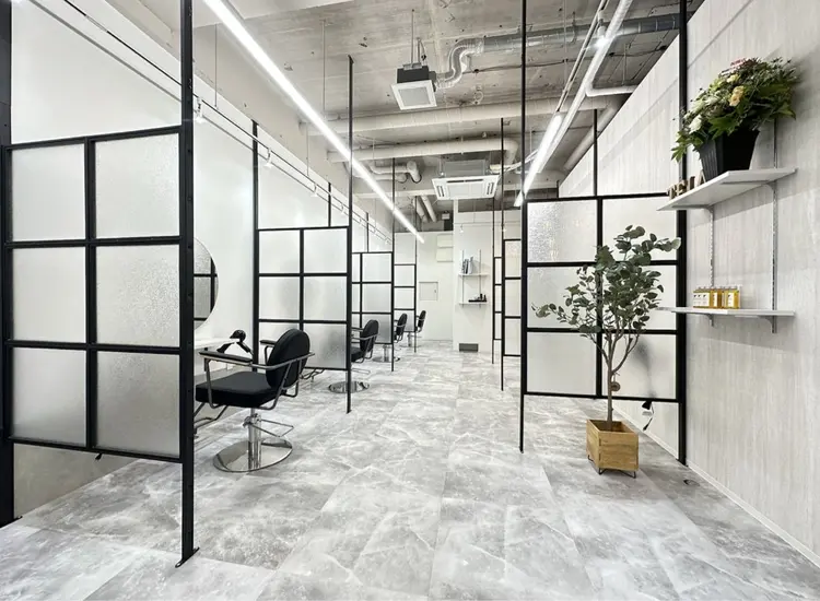 TELA HAIR妙典店の内観・外観1