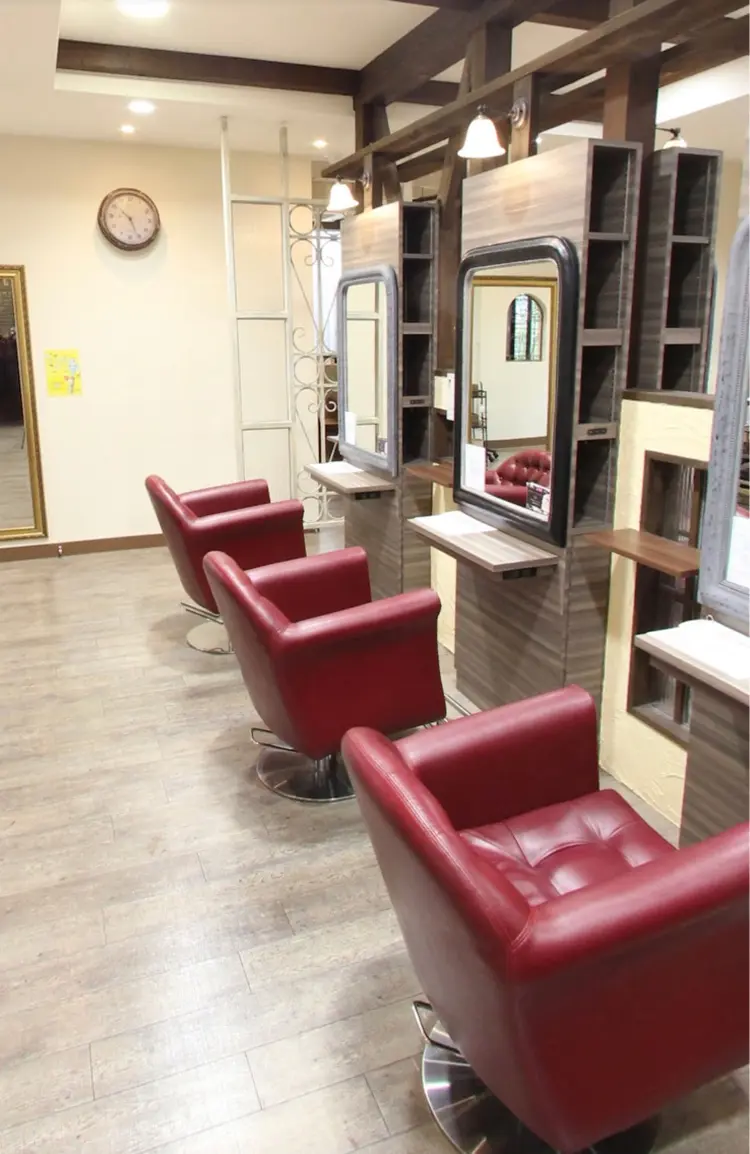 hair&beauty rilleの内観・外観1