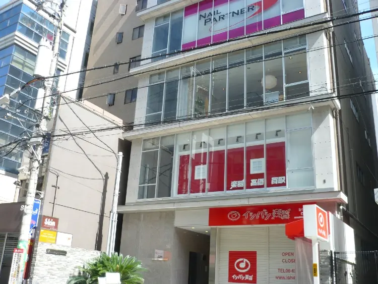 skin(スキン)心斎橋店の内観・外観1