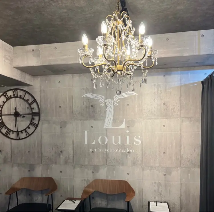 メンズ眉毛サロンLouis(ルイ)の内観・外観1