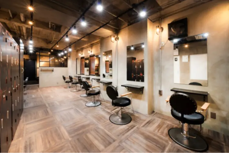 La  fith hair ponte 船橋店の内観・外観1