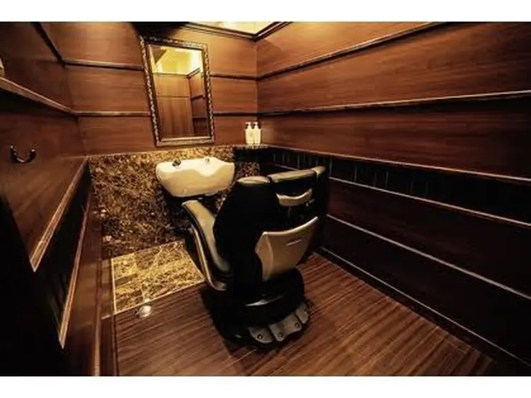 ヒロ銀座バーバーショップ神楽坂店の内観・外観2