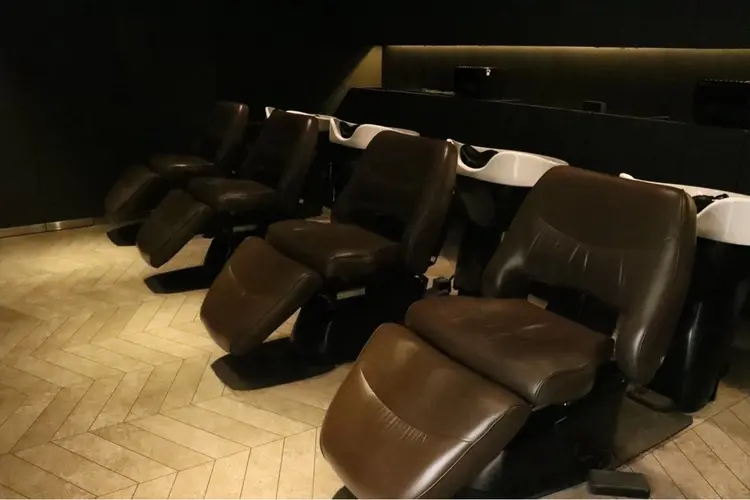 VLOW nex the salonの内観・外観1