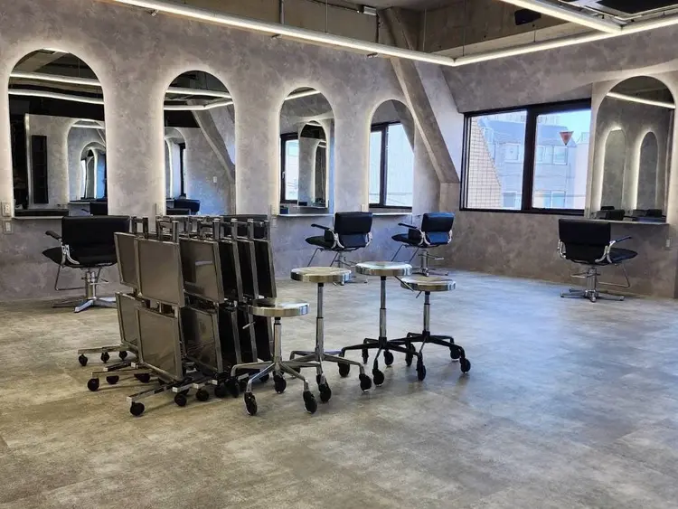 mahalo hair designの内観・外観2