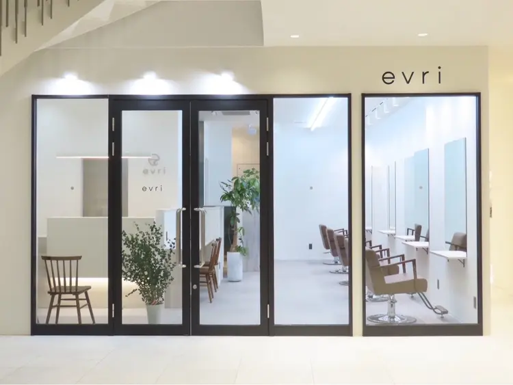 evri 静岡七間町美容室の内観・外観2