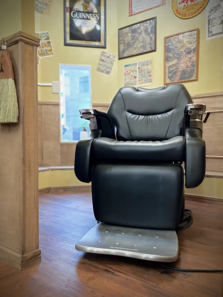 Tokyo Barber VASH北千住店の内観・外観3