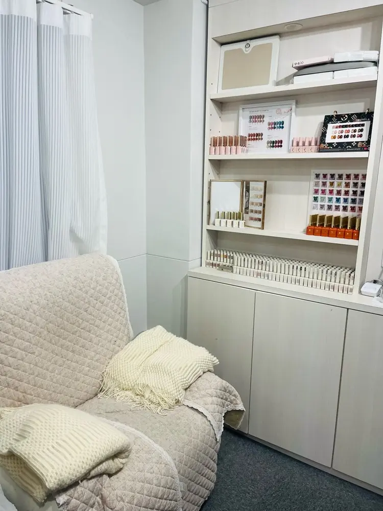 七音ネイルサロンの内観・外観3