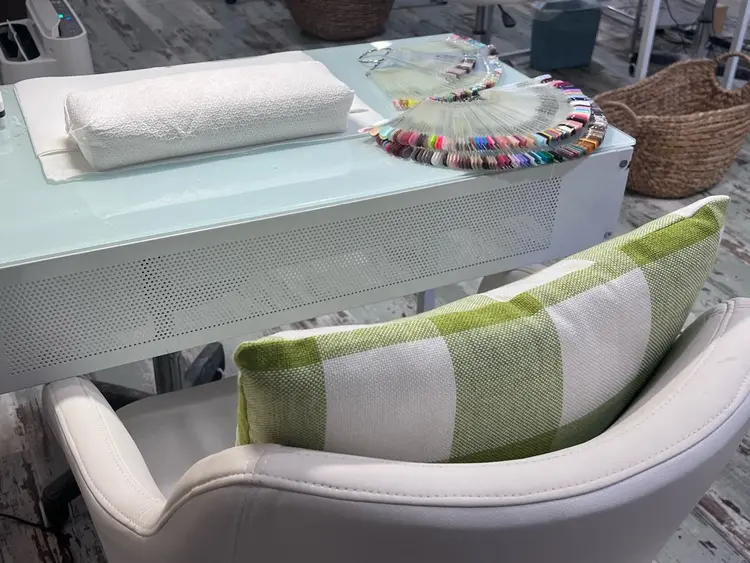 mahalo nail salonの内観・外観2