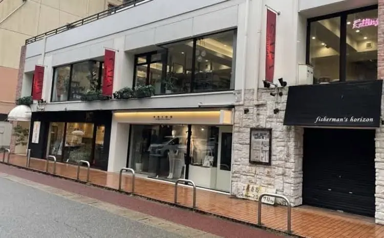 CAPA Centralの内観・外観2