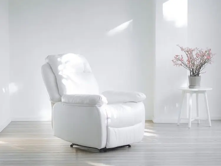 アイブロウサロン i'm 甲府店【眉毛専門店】の内観・外観2