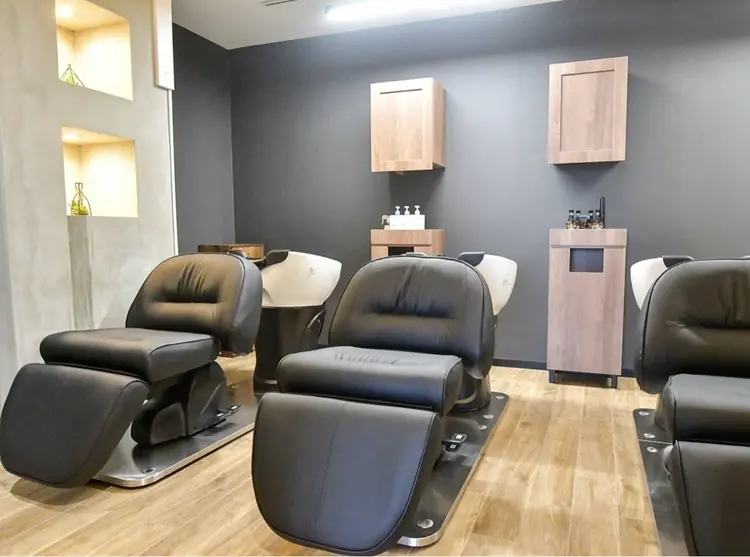 TELA HAIR 蘇我店の内観・外観2