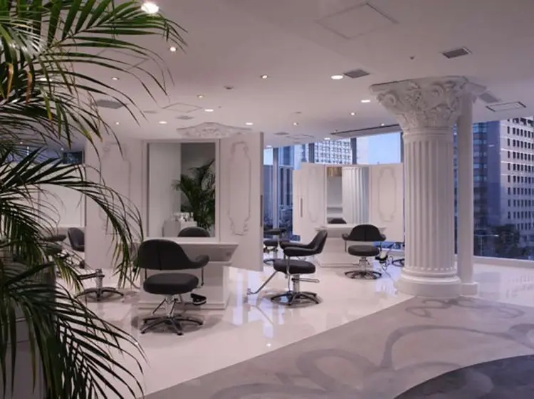 air青山店の内観・外観3