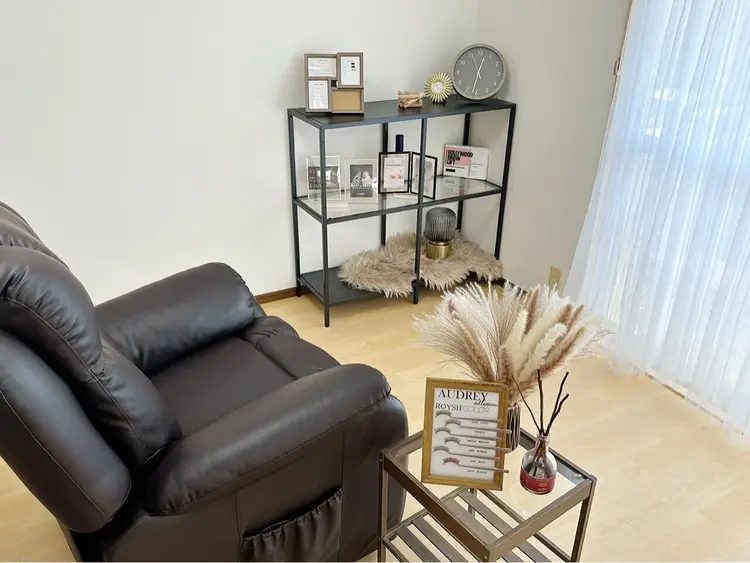 ＿N＿nyui【ニュイ】EyeCare＆Whiteningの内観・外観1