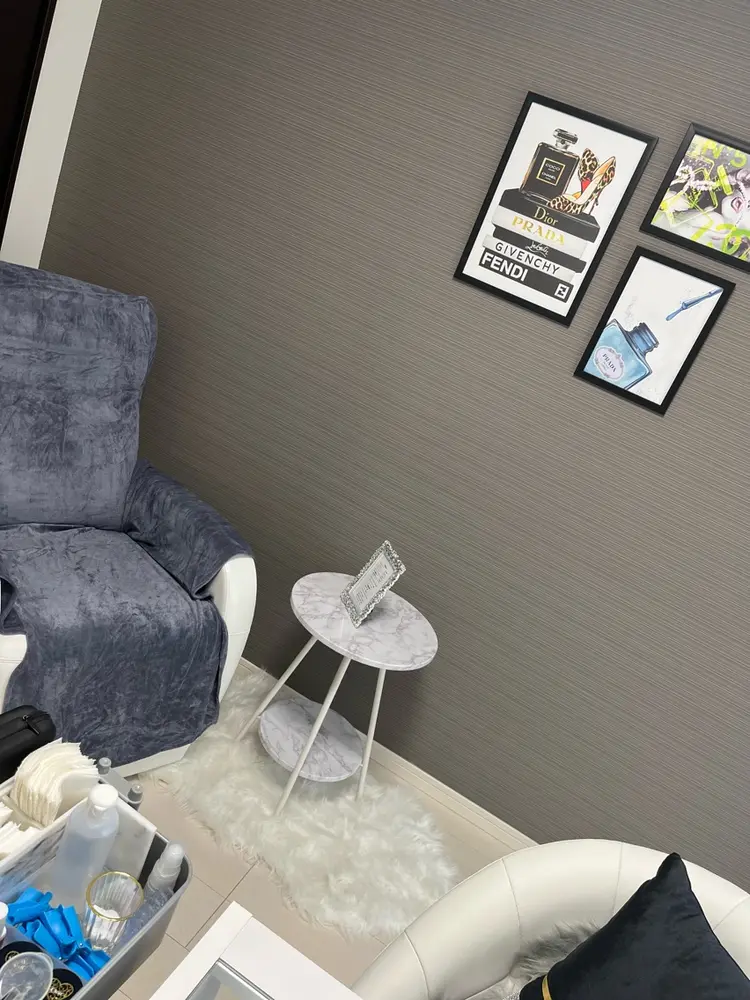 NAIL Y'sの内観・外観2