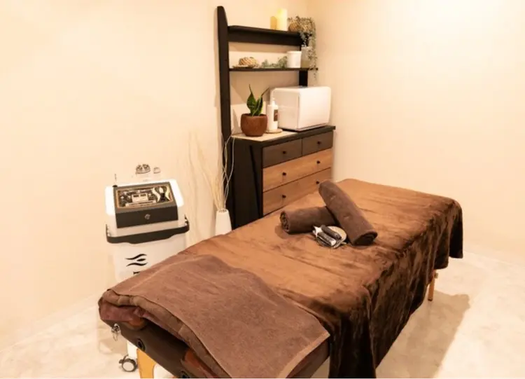 total beauty salon ONEの内観・外観1