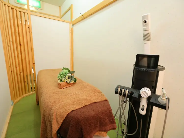 メナードフェイシャルサロン 天神町店の内観・外観1