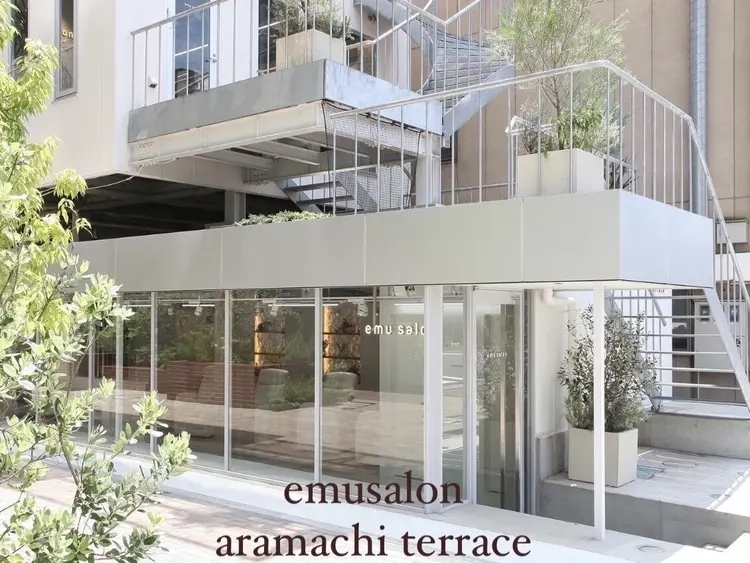 emusalon前橋川原店の内観・外観1