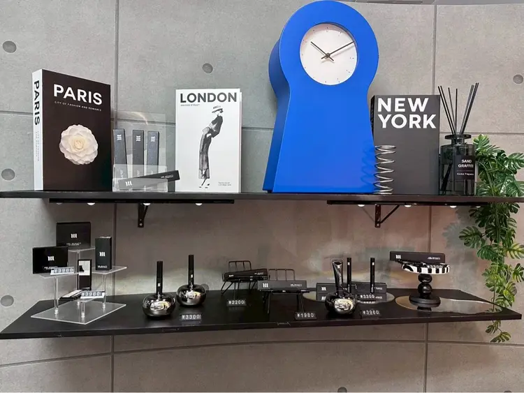 NOVE岡山駅前店の内観・外観1