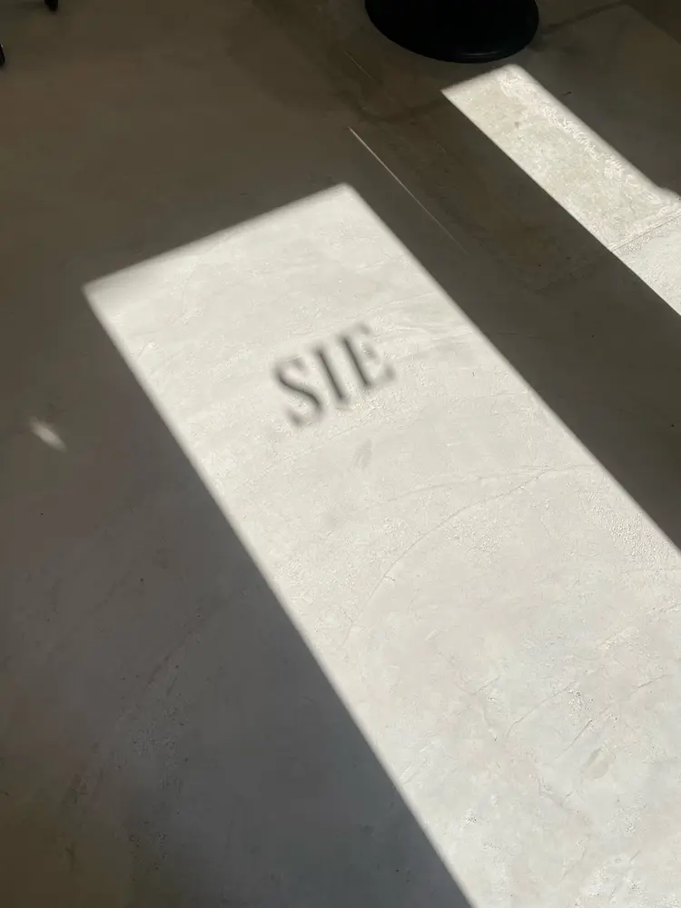 SIEの内観・外観3