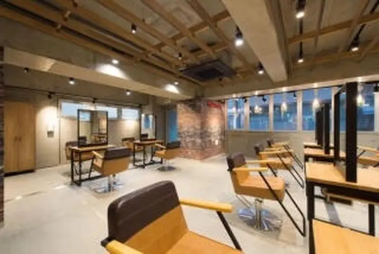 GO TODAY シェアサロン 新宿Aura店の内観・外観1