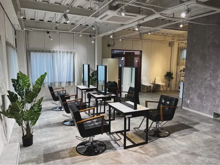 髪質改善ヘアエステ&縮毛矯正専門店One…の内観・外観2