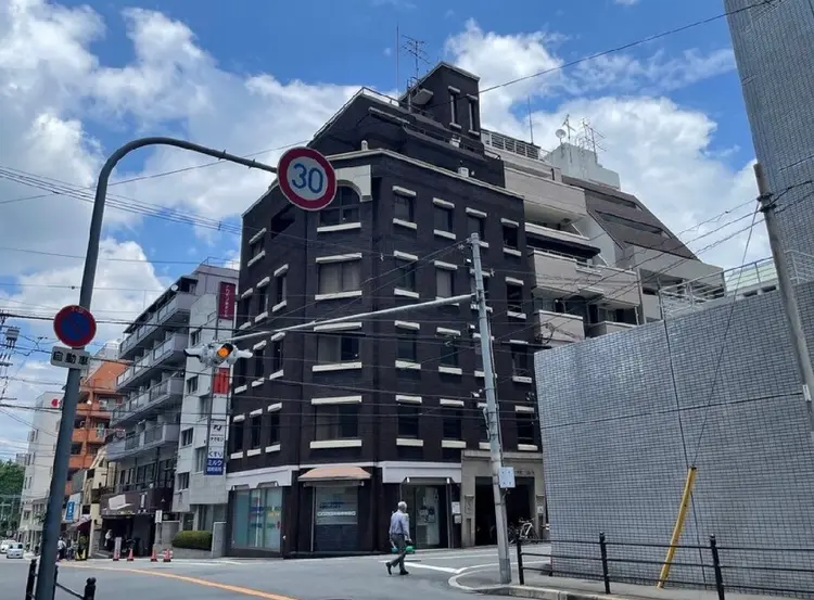 エアリーボディの内観・外観1
