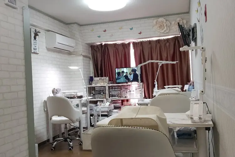 キアラネイルサロンの内観・外観1