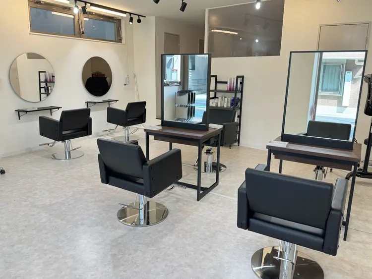 Lino hair design 千葉店【リノヘアデザイン】の内観・外観1