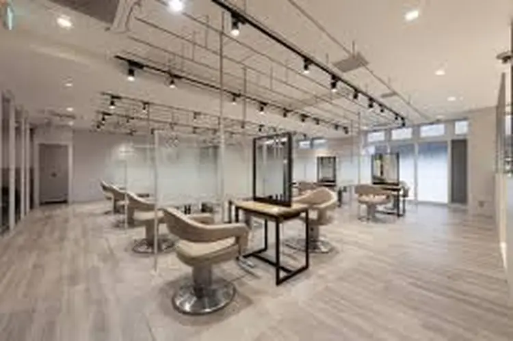 hair＆make EARTH センター南店の内観・外観3